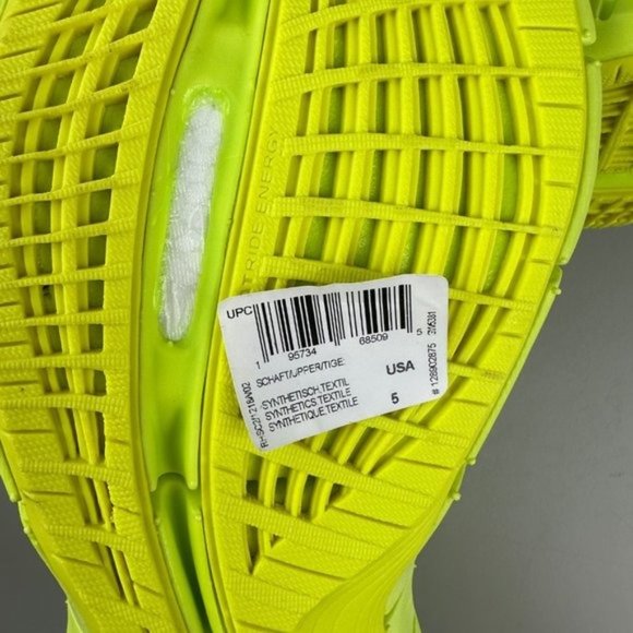 REEBOK X VICTORIA BECKHAM Zig Kinetica Sneaker in Solar Yellow - Picture 9 of 11